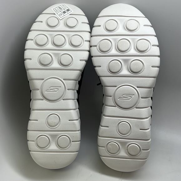 Skechers Women’s Go Walk Smart 2 Sneaker Size 6 Black/White - Picture 5 of 7